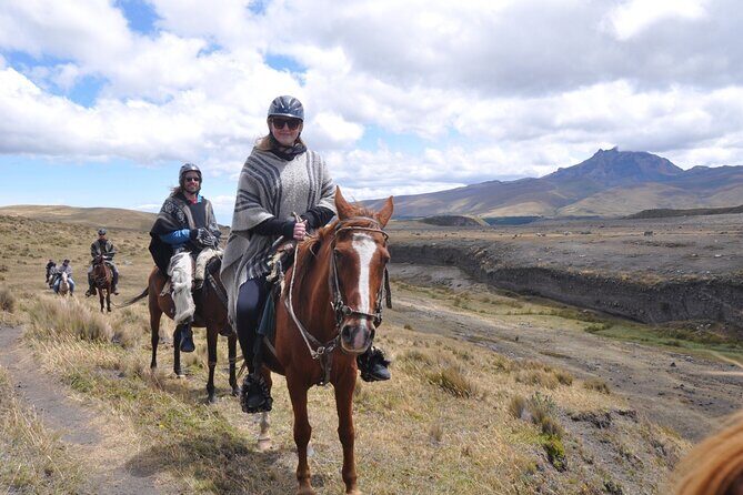Andean Adventure : Riding and Cotopaxi Refuge - Discovering Cotopaxi National Park