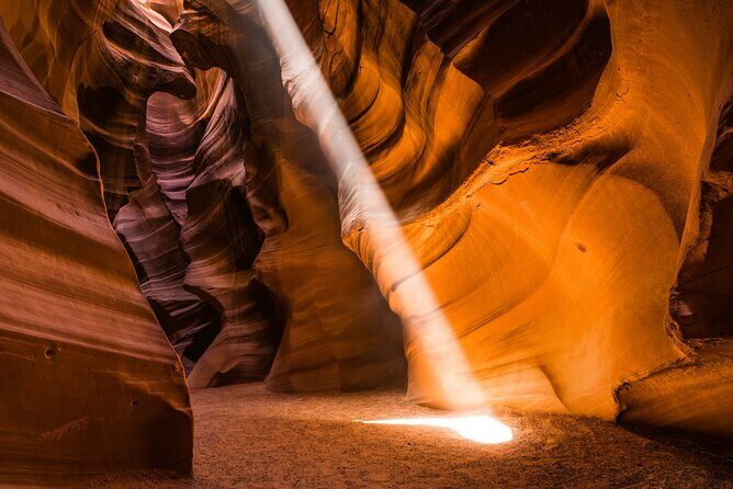 Antelope Canyon and Horseshoe Bend Day Tour from Las Vegas - Who Should Take This Tour?