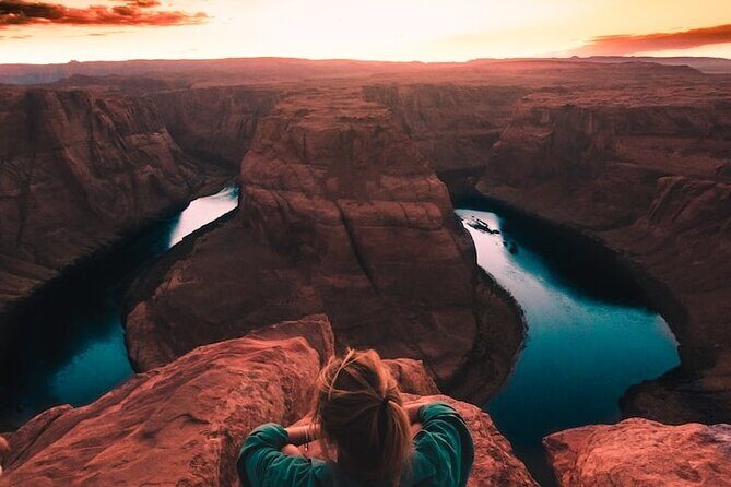 Antelope Canyon, Horseshoe Bend & Lake Powell Tour with Lunch - Transportation and Comfort