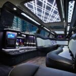 Arrival Transfer Montreal Airport YUL to Montreal by Limos or Bus - What to Expect at Pickup and During the Ride