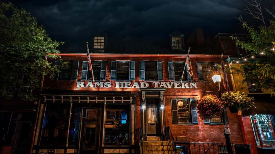 Ashes and Apparitions of Annapolis Ghost Tour - The Authenticity and Authentic Experiences
