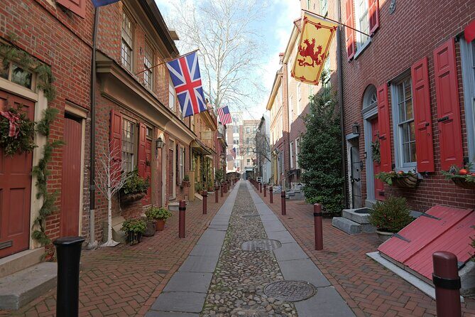 Audio Journey Through History: A Philadelphia Heritage Walk - What Travelers Say