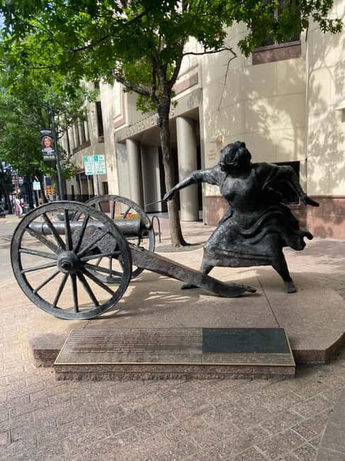 Austin: Morning History Walking Tour of Downtown Austin - Exploring the Heart of Downtown Austin