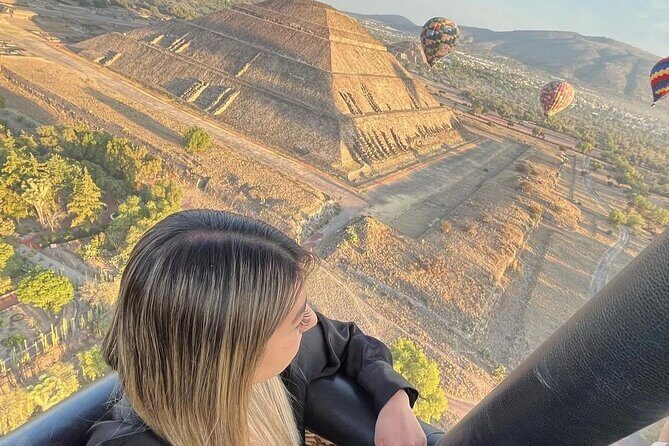 Balloon flight + CDMX pickup + Buffet Breakfast - Transportation, Group Size, and Timing