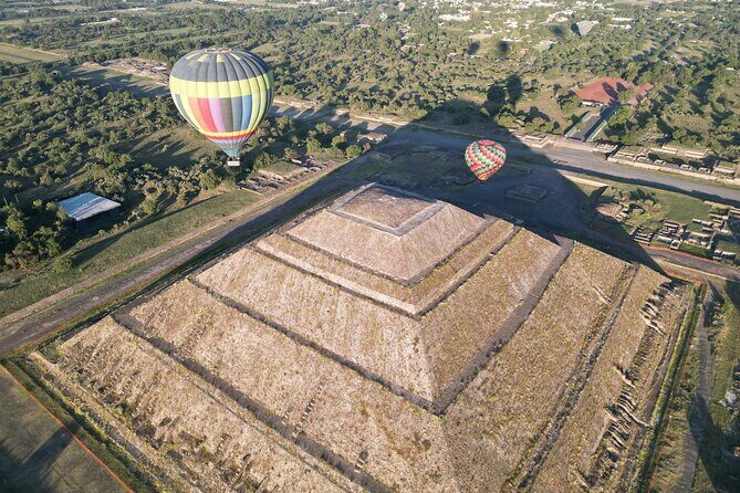 Balloon Flight over Teotihuacan with Breakfast and Pyramids Tour - What Travelers Are Saying
