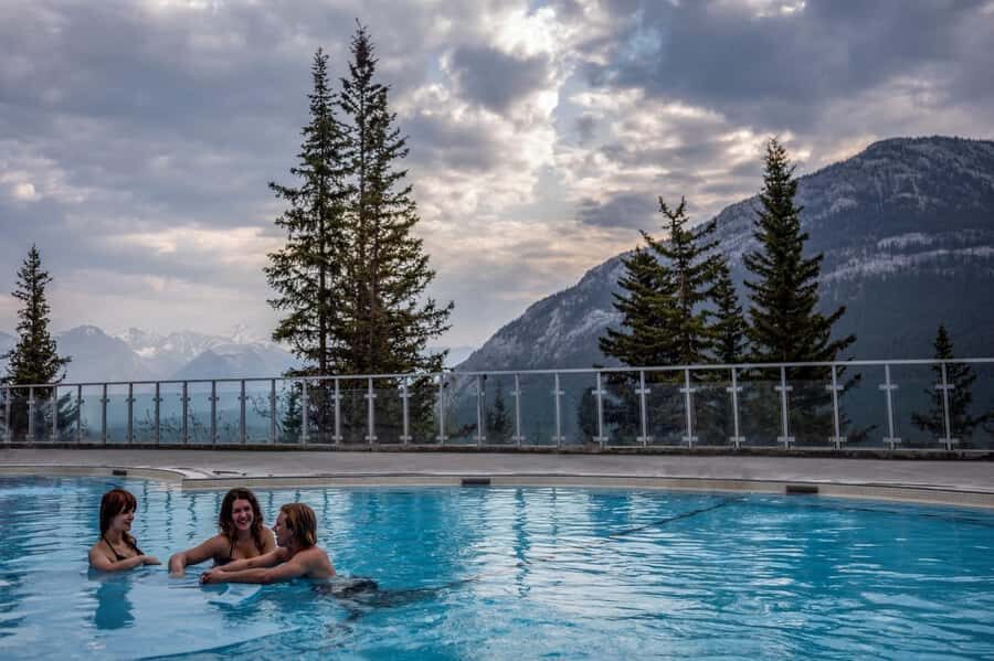 Banff Gondola, Hot Springs, Banff Tour breakfast included - Why Choose This Tour?