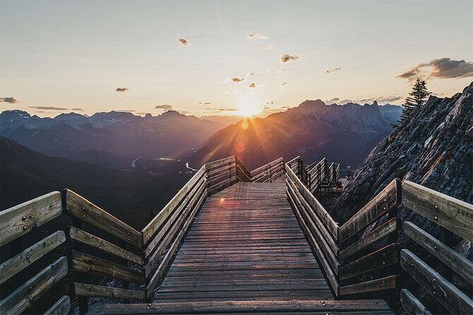 Banff Gondola Hot Springs Bow Falls and Three Lakes tour - Itinerary Breakdown