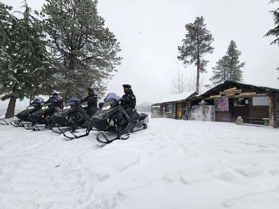 Bend: Guided Snowmobile Tours In National Volcanic Monument - The Value of This Snowmobile Tour