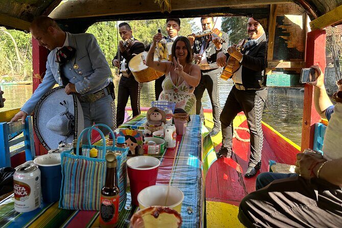 Boat Tour in Mexico City and Live Guide Drinks and Tacos - What Makes This Tour Special