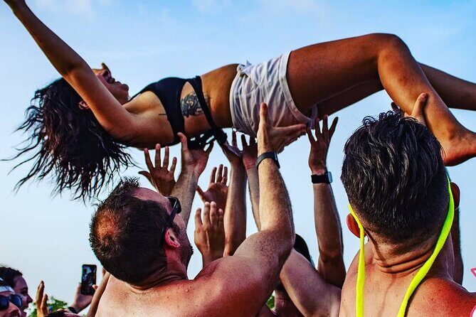 Bonbon Reggaeton Boat Party in Cancun - What to Expect on Your Cancun Reggaeton Boat Party