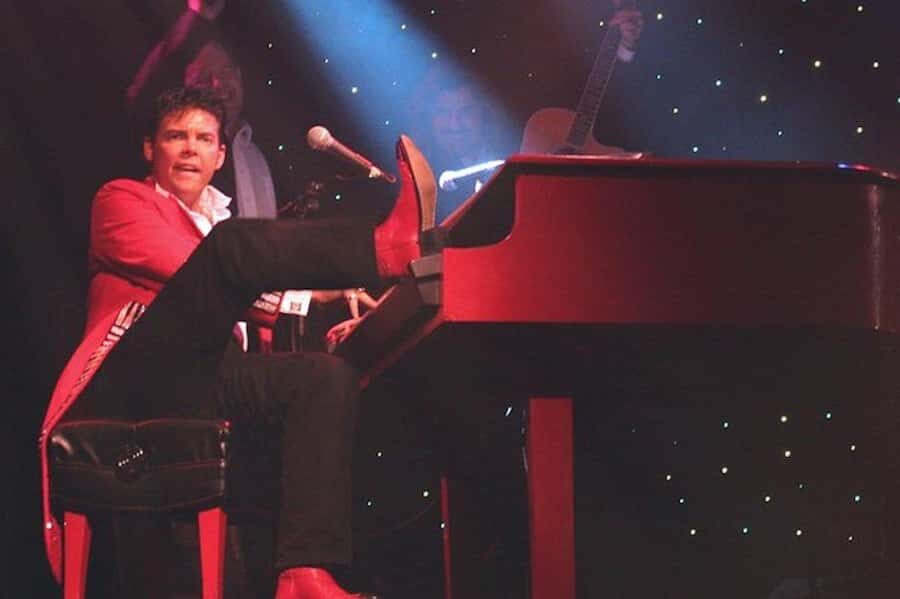 Branson: Grand Jubilee Show - The Comedy Element