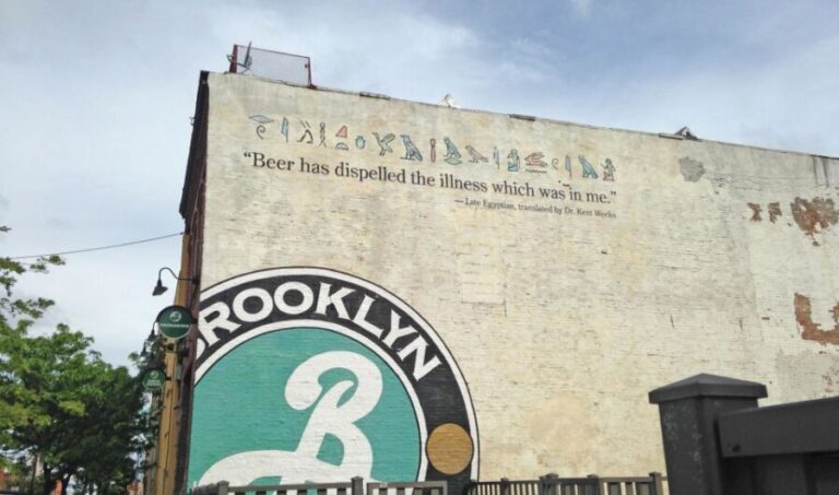 Brooklyn: 2-Hour Best of Brooklyn Walking Tour -Williamsburg - Deep Dive into the Itinerary