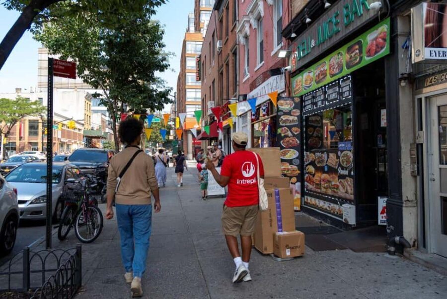 Brooklyn Food Tour of Mom-and-Pop Culinary Gems - The Food Highlights