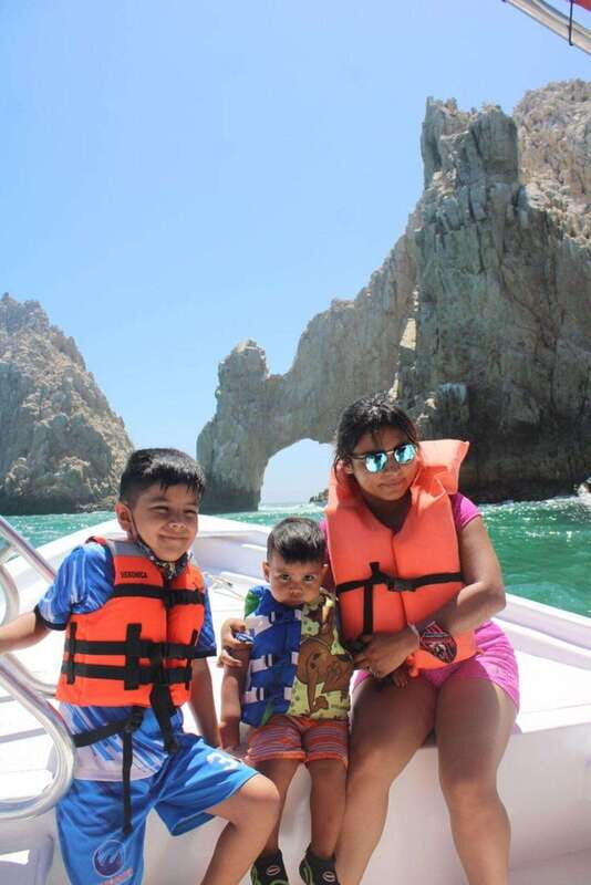 Cabo Glass-Bottom Boat  Arch, Marine Life & Scenic Views - The Value of This Tour