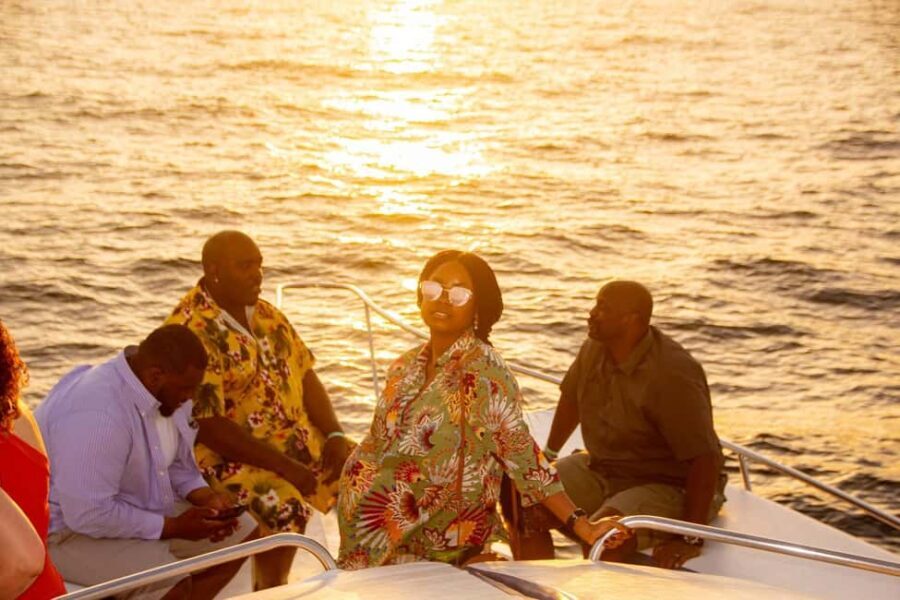 Cabo San Lucas: Sunset Cruise Experience - The Sum Up