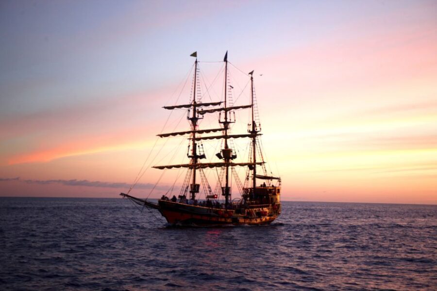 Cabo San Lucas: Sunset Pirate Ship Cruise with Dinner Show - Detailed Itinerary Breakdown