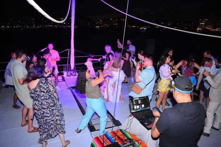 Cabo: Sunset Dj Party, Mexican Show and Tacos - Food and Drink: A Mixed Bag
