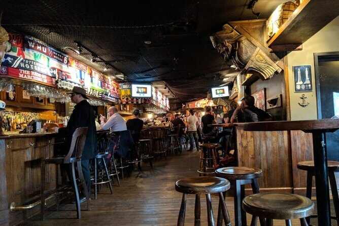 Calgary Bar Crawl: Cruisin' Calgary - Final Thoughts: Who Is This Tour Best For?