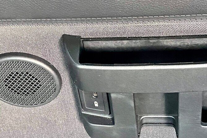 Calgary YYC Airport to Jasper, Alberta  Private Shuttle - The Experience: Authentic, Effortless, and Scenic