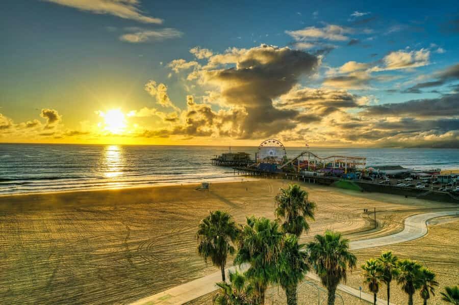 California: Epic day in the heart of Los Angeles from Las Vegas - What’s Included and What to Keep in Mind