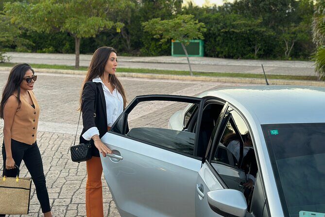 Cancun Airport: Private transportation in sedan/van - What Travelers Can Expect from the Ride