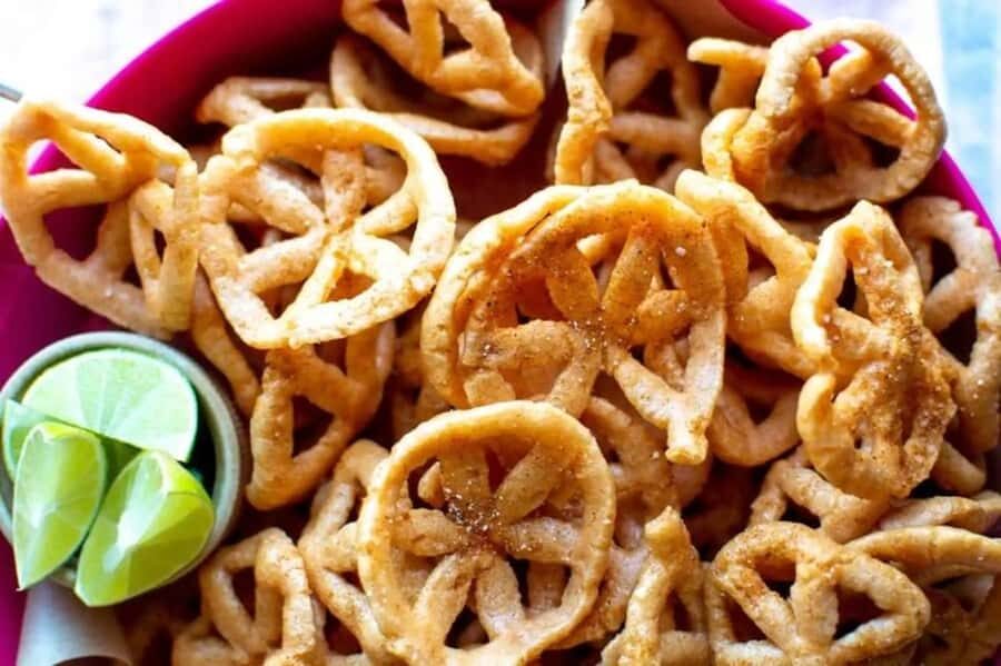 Cancun : Best Street Food Tour With A Local Guide - Detailed Itinerary Breakdown