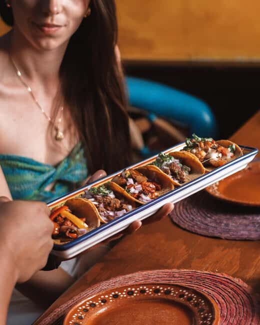 Cancun: Guided Unlimited Taco Lunch & Shopping Experience - Key Points