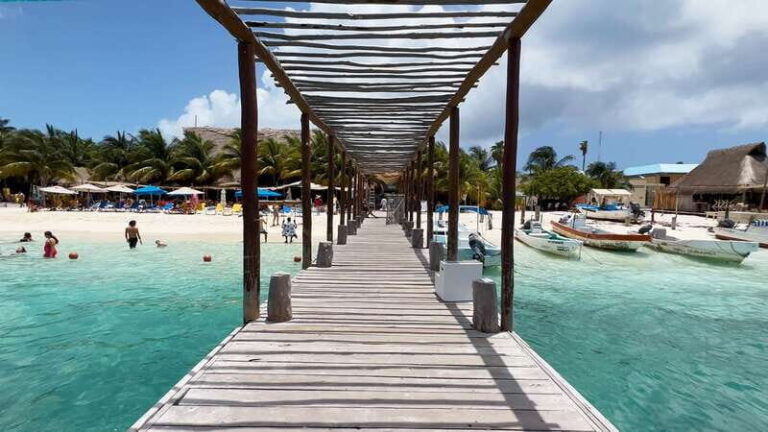 Cancun: Isla Mujeres Catamaran Cruise with Lunch & Open Bar - What’s the Value?