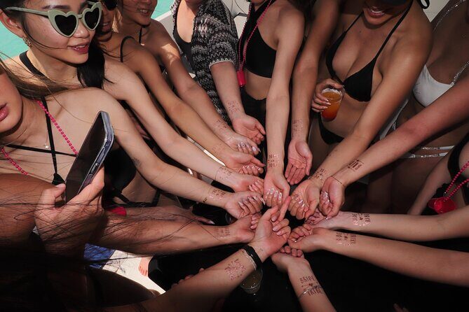 Cancun Private Catamaran Cruise Open Bar & Snorkeling Experience - An Authentic Day on the Caribbean: What to Expect