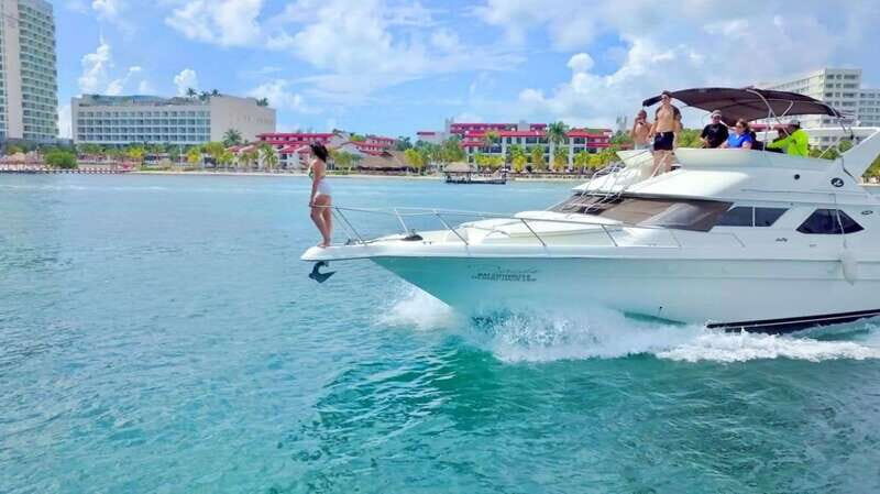 Cancun: Private Luxury 46-Feet Flybridge Yacht Cruise - The Itinerary Breakdown