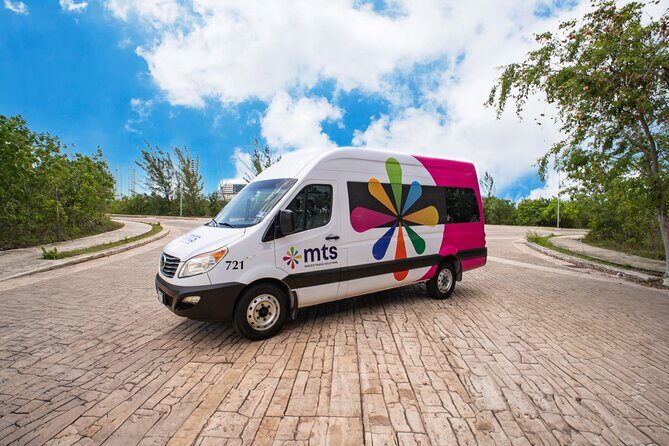 Cancun Private Mini-Van Roundtrip Transportation - Who Should Consider This Service?