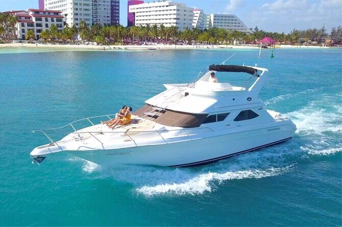 Cancun yachts rental YACHT 46 FT, 15 PAX MAX 25P12 - Key Points