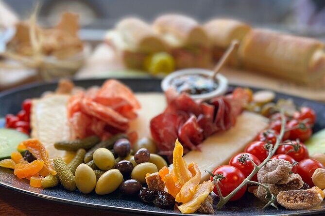 Canmore Food Walk Tours - Culinary Adventure in the Rockies - The Chefs & Tastings: What You Can Expect