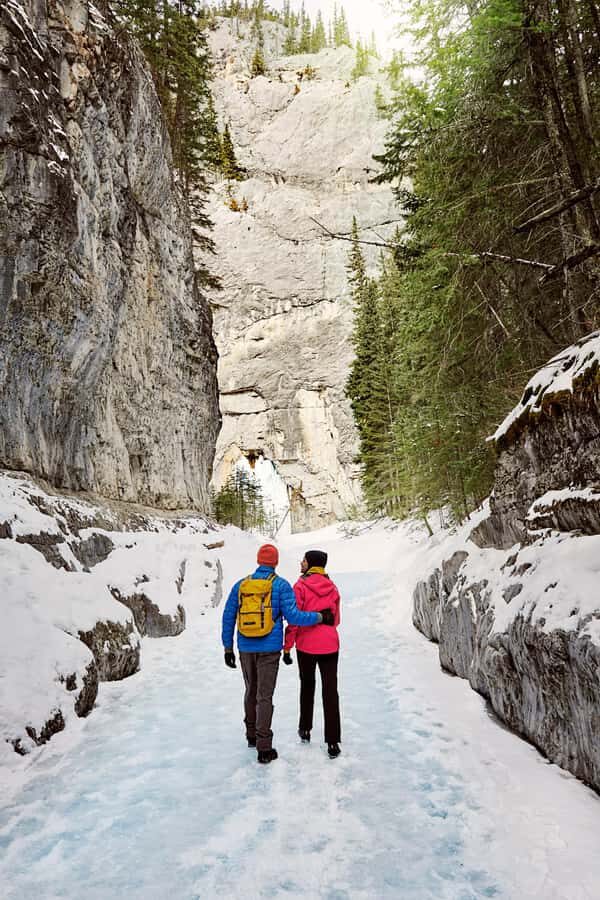 Canmore: Winter Fun! Canyon Ice Adventure - 2.5hrs - What to Expect on the Tour