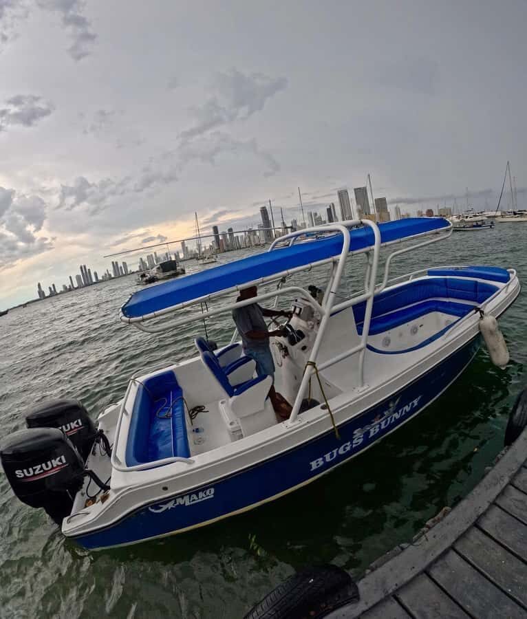 Cartagena: Rosario Islands VIP Tour by Luxury Sports Boat - FAQ