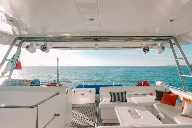 Catamaran and Reef Snorkel in Cancun - Snorkeling at the Great Mayan Reef: A Natural Treasure