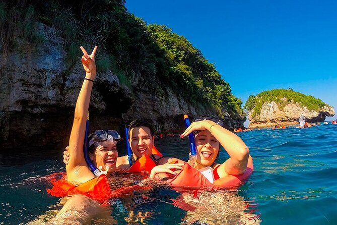 Catamaran Arches, Animas Beach, Quimixed Waterfall and Food Tour - Exploring Los Arcos de Mismaloya