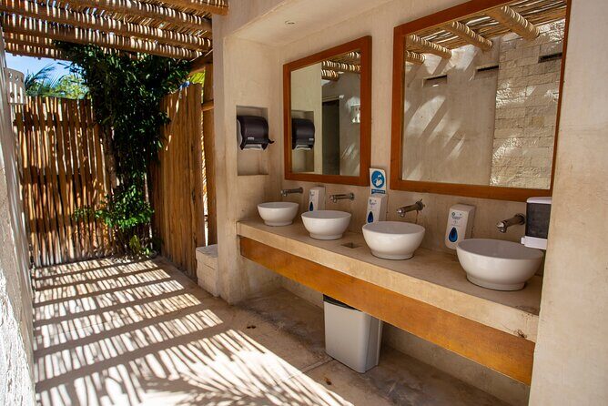 Catamaran family friendly Tour to Isla Mujeres with lunch - The Sum Up