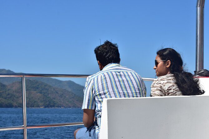 Catamaran Yelapa Beach Tour with Snorkeling, Food and Open Bar - The Bottom Line: Who Should Consider This Tour?