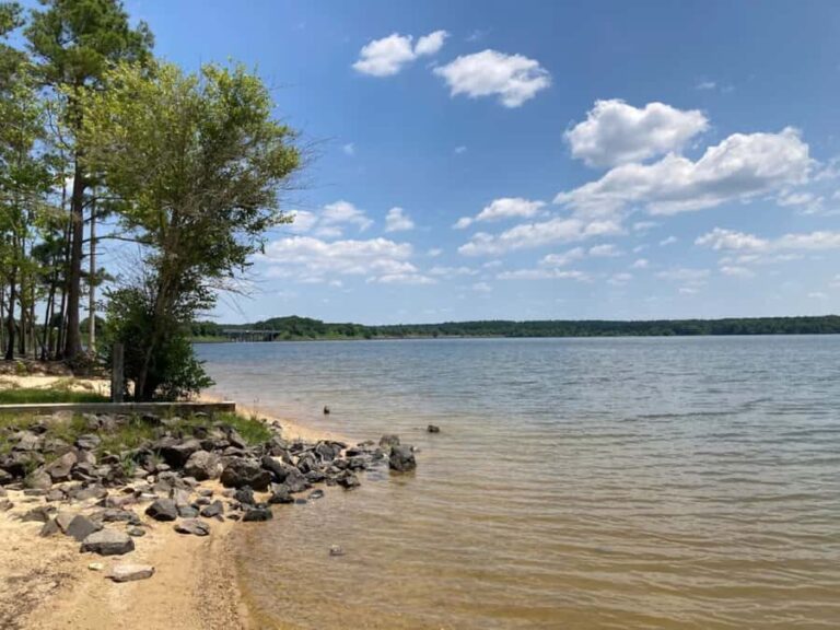 Chapel Hill : Supyak Hybrid Kayak Rental - The Location and Setting