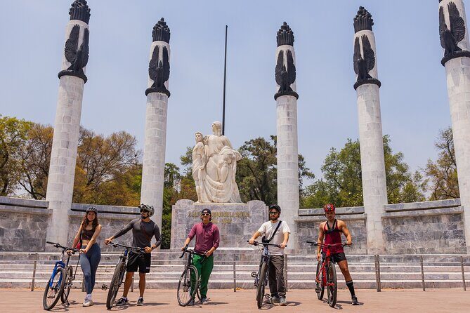 Chapultepec Castle or Anthropology Museum bike tour - What’s Included and What to Consider