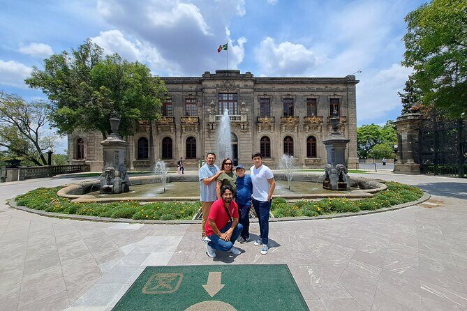 Chapultepec Castle Tour and its surroundings - The Practical Aspects