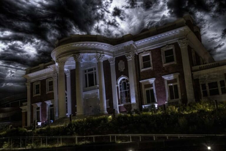 Chattanooga Crypts and Chills Ghost Tour - The Sum Up: Why You Should Consider the Chattanooga Crypts and Chills Ghost Tour