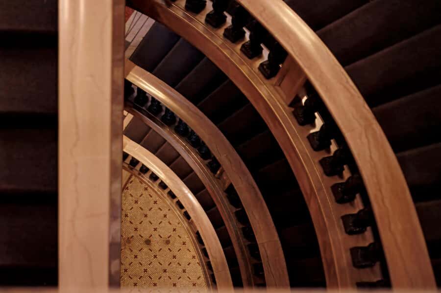 Chicago Architecture and True Crime Tour: Christmas Edition - Walking Through Chicago’s Architectural Marvels and Dark Legends