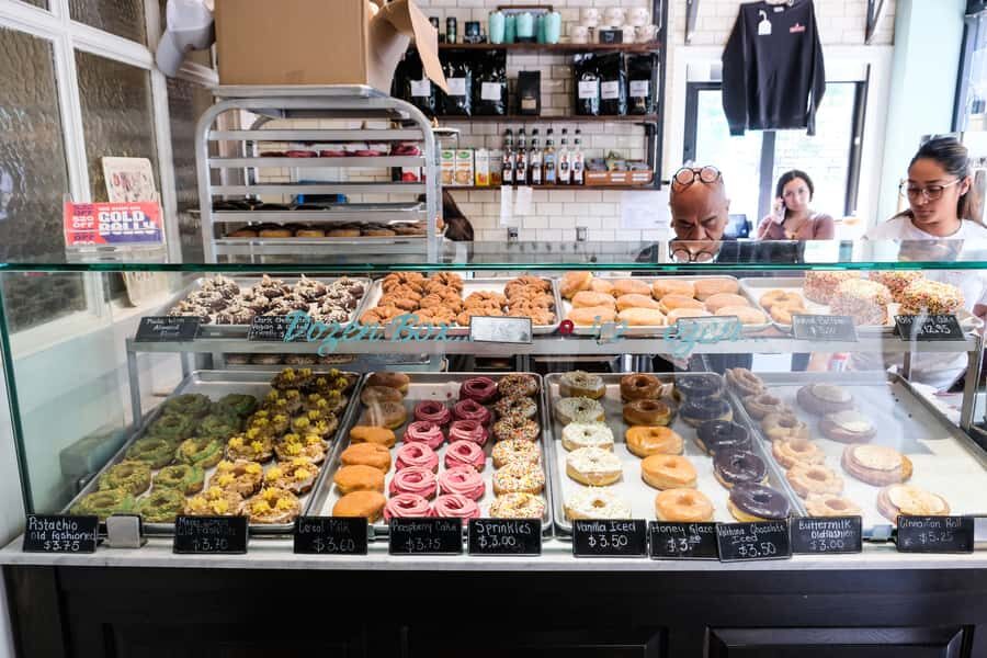 Chicago: Discover the City's Most Delicious Donuts With Us - The Stops: What to Expect