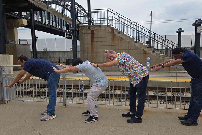 Chicago Scavenger Hunt Adventure Tour Private - Breaking Down the Itinerary