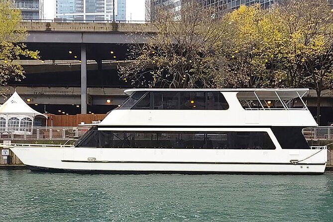 Chicago Skyline Tiki Chic Party Cruise on Lake Michigan - The Itinerary in Detail