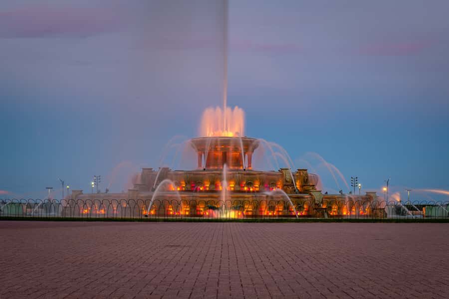 Chicago: Wind and Souls Adults Only Guided Ghost Tour - What To Expect: The Experience in Detail