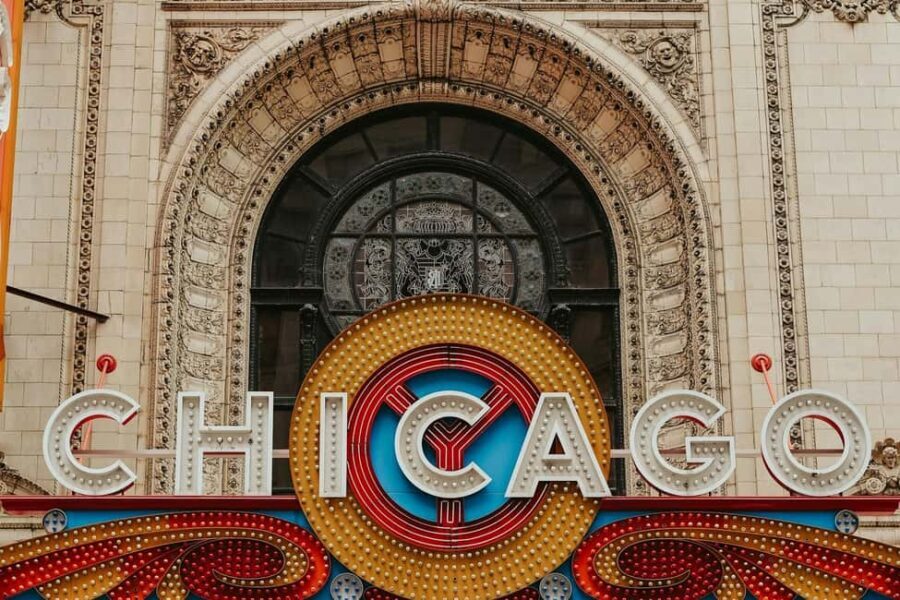 Chicago:Jewish History Landmarks Private Guided Walking Tour - The Itinerary in Detail: What to Expect