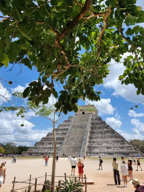 Chichén Itzá Adventure: Tour with Guides,Buffet & Cenote - The Itinerary Breakdown